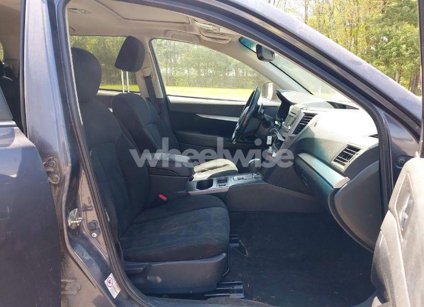 Photo 5 of 2014 Subaru Outback 2.5I PREMIUM (VIN 4S4BRBDC4E3289870)