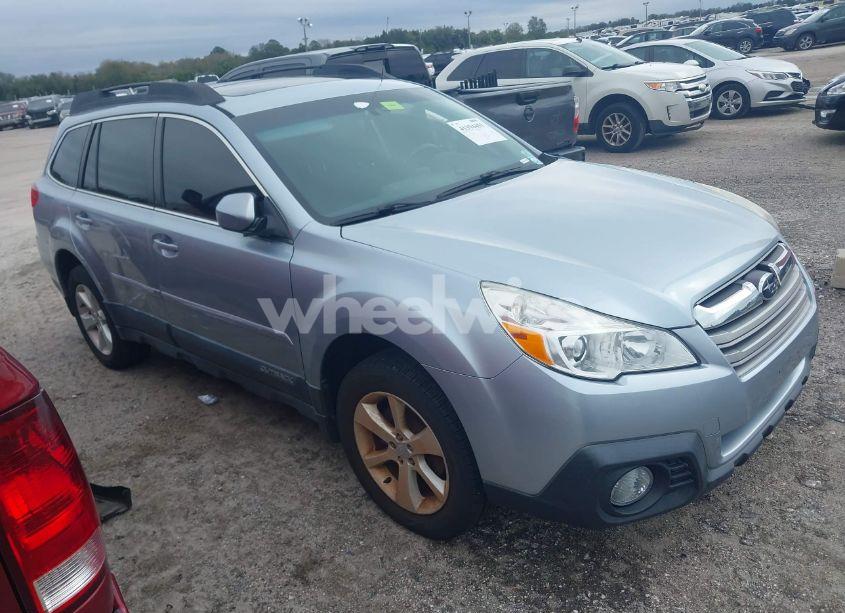 2014 Subaru Outback 2.5I PREMIUM (VIN 4S4BRBDC8E3325883) main photo