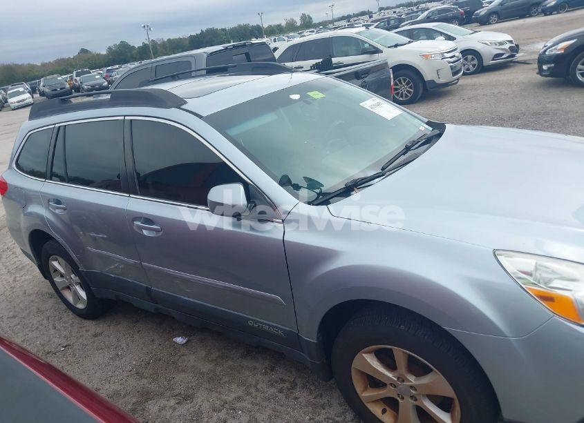 Photo 13 of 2014 Subaru Outback 2.5I PREMIUM (VIN 4S4BRBDC8E3325883)