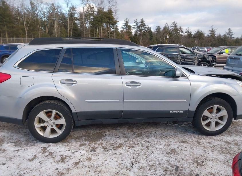 Photo 13 of 2014 Subaru Outback 2.5I PREMIUM (VIN 4S4BRBDCXE3253083)