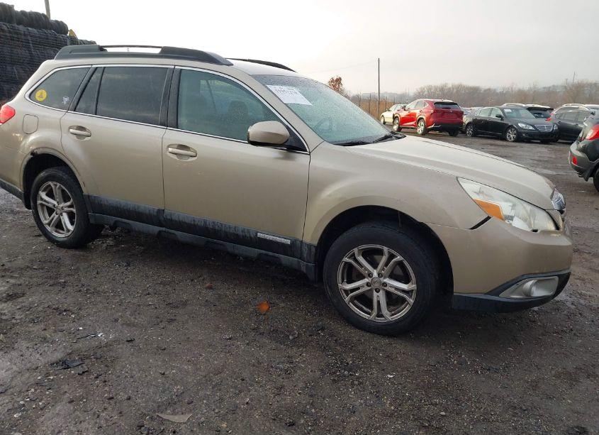 2010 Subaru Outback 2.5I PREMIUM (VIN 4S4BRBFC1A3319057) main photo