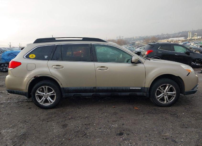 Photo 12 of 2010 Subaru Outback 2.5I PREMIUM (VIN 4S4BRBFC1A3319057)