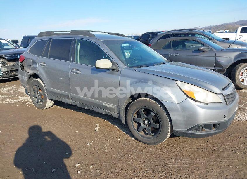 2010 Subaru Outback 2.5I PREMIUM (VIN 4S4BRBFC4A3317223) main photo