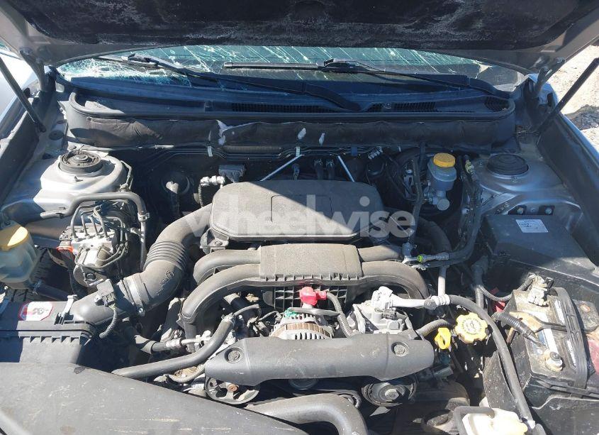 Photo 10 of 2010 Subaru Outback 2.5I PREMIUM (VIN 4S4BRBFC4A3320591)