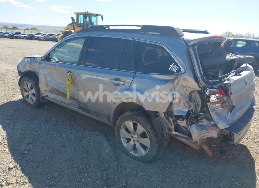 Photo 3 of 2010 Subaru Outback 2.5I PREMIUM (VIN 4S4BRBFC4A3320591)