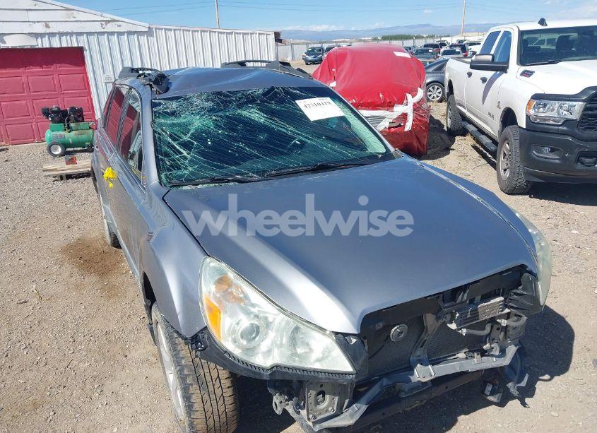 Photo 6 of 2010 Subaru Outback 2.5I PREMIUM (VIN 4S4BRBFC4A3320591)