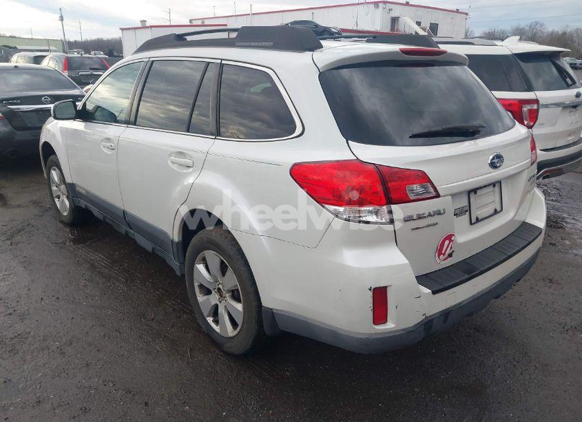 Photo 3 of 2010 Subaru Outback 2.5I PREMIUM (VIN 4S4BRBFC4A3375171)