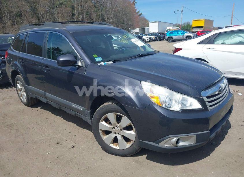 2010 Subaru Outback 2.5I PREMIUM (VIN 4S4BRBFC6A3323184) main photo
