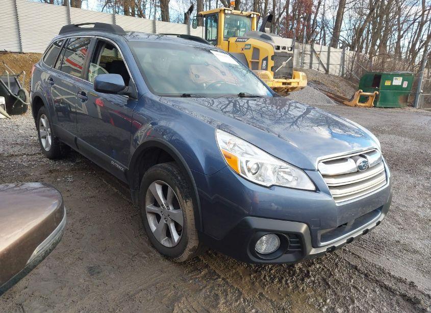 2014 Subaru Outback 2.5I PREMIUM (VIN 4S4BRBFC9E3225661) main photo