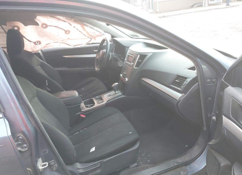 Photo 5 of 2014 Subaru Outback 2.5I PREMIUM (VIN 4S4BRBFC9E3225661)