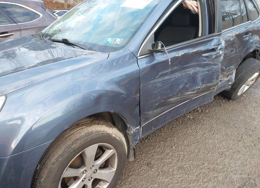 Photo 6 of 2014 Subaru Outback 2.5I PREMIUM (VIN 4S4BRBFC9E3225661)