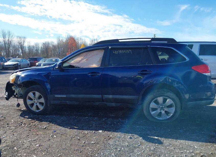 Photo 15 of 2010 Subaru Outback 2.5I PREMIUM (VIN 4S4BRBGC0A3357085)