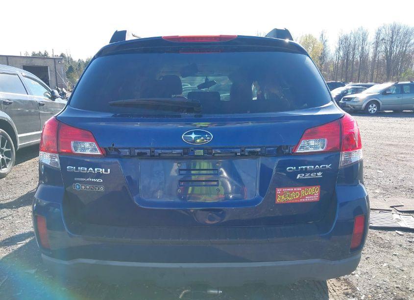 Photo 17 of 2010 Subaru Outback 2.5I PREMIUM (VIN 4S4BRBGC0A3357085)