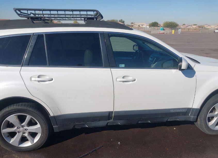 Photo 13 of 2013 Subaru Outback 2.5I PREMIUM (VIN 4S4BRBGC0D3263602)