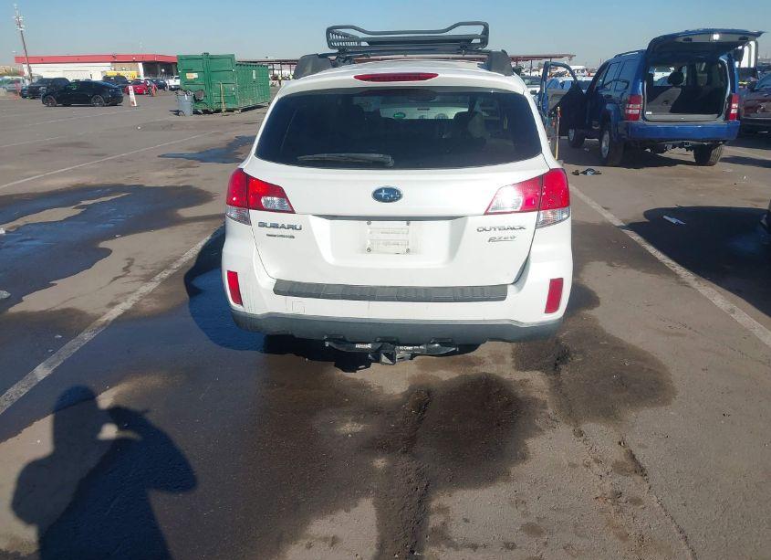 Photo 16 of 2013 Subaru Outback 2.5I PREMIUM (VIN 4S4BRBGC0D3263602)