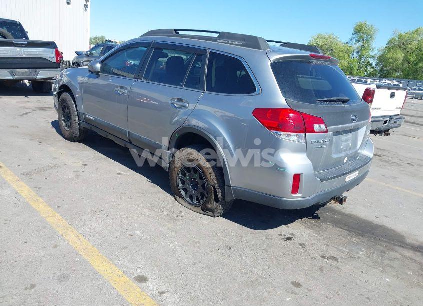 Photo 3 of 2011 Subaru Outback 2.5I PREMIUM (VIN 4S4BRBGC1B3371286)