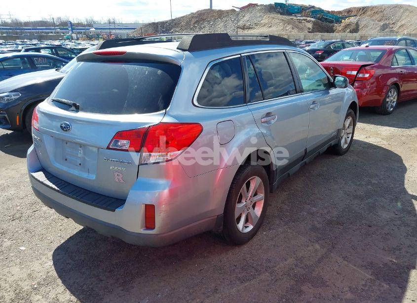 Photo 4 of 2013 Subaru Outback 2.5I PREMIUM (VIN 4S4BRBGC1D3308823)