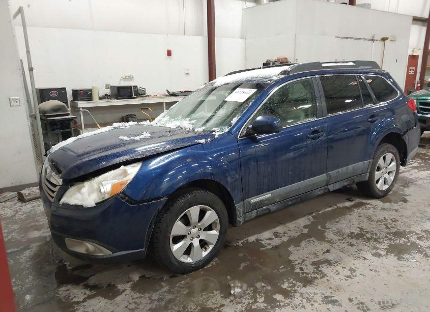 Photo 2 of 2010 Subaru Outback 2.5I PREMIUM (VIN 4S4BRBGC2A3334648)
