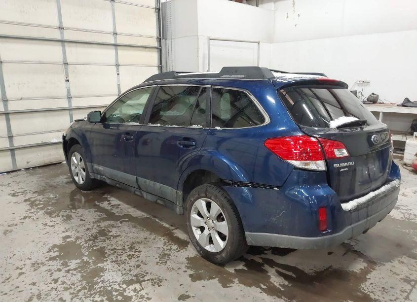Photo 3 of 2010 Subaru Outback 2.5I PREMIUM (VIN 4S4BRBGC2A3334648)