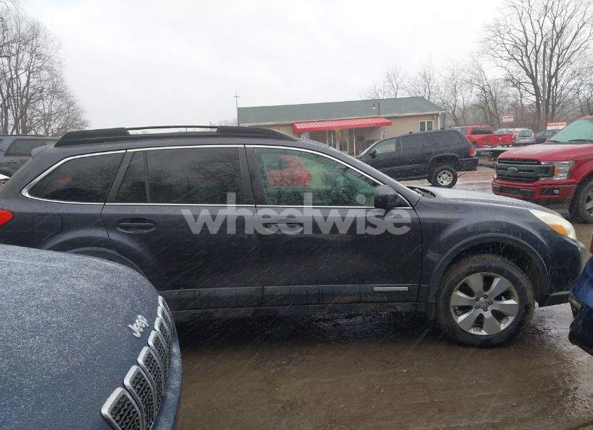 Photo 14 of 2011 Subaru Outback 2.5I PREMIUM (VIN 4S4BRBGC2B3363505)