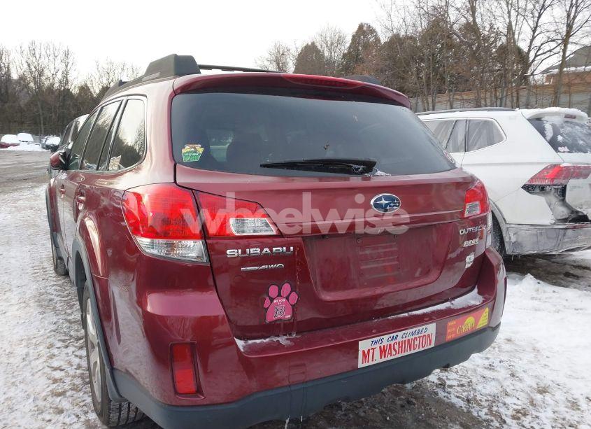 Photo 15 of 2011 Subaru Outback 2.5I PREMIUM (VIN 4S4BRBGC2B3415473)