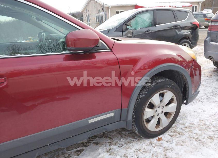 Photo 17 of 2011 Subaru Outback 2.5I PREMIUM (VIN 4S4BRBGC2B3415473)