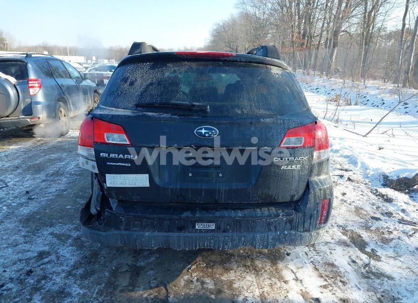 Photo 16 of 2013 Subaru Outback 2.5I PREMIUM (VIN 4S4BRBGC2D3235476)
