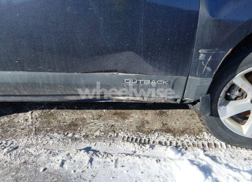 Photo 15 of 2013 Subaru Outback 2.5I PREMIUM (VIN 4S4BRBGC2D3241312)