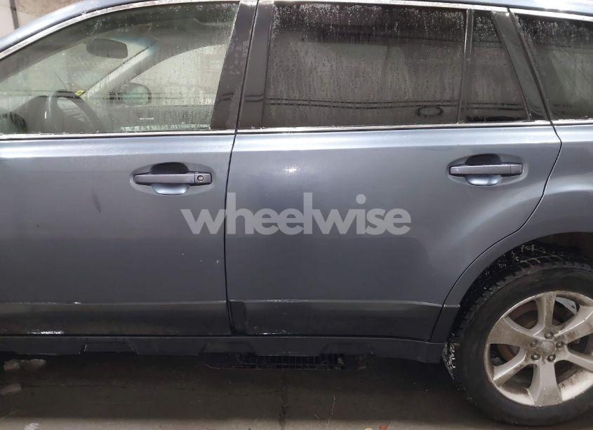 Photo 14 of 2013 Subaru Outback 2.5I PREMIUM (VIN 4S4BRBGC2D3257106)