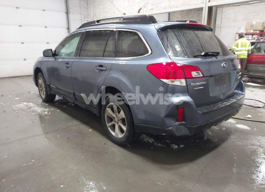 Photo 3 of 2013 Subaru Outback 2.5I PREMIUM (VIN 4S4BRBGC2D3257106)