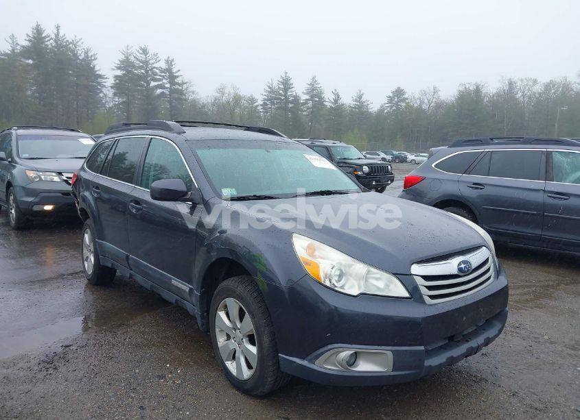 2011 Subaru Outback 2.5I PREMIUM (VIN 4S4BRBGC4B3331381) main photo