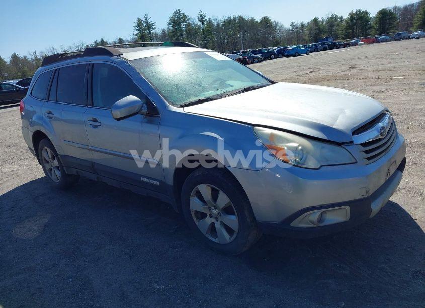 2012 Subaru Outback 2.5I PREMIUM (VIN 4S4BRBGC4C3208830) main photo