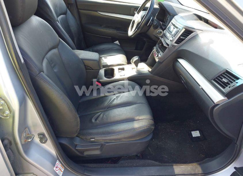 Photo 5 of 2012 Subaru Outback 2.5I PREMIUM (VIN 4S4BRBGC4C3208830)
