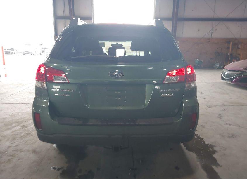 Photo 16 of 2010 Subaru Outback 2.5I PREMIUM (VIN 4S4BRBGC5A3345921)
