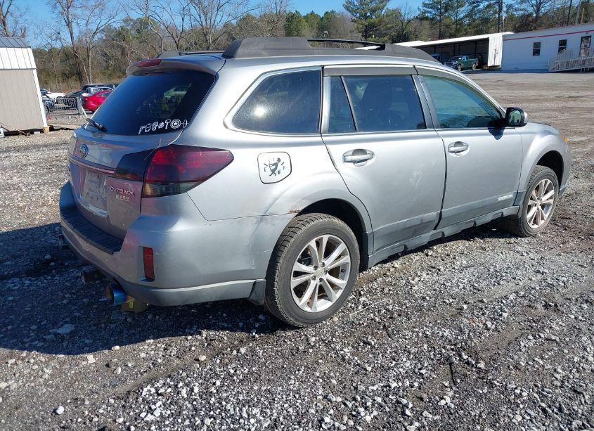 Photo 4 of 2011 Subaru Outback 2.5I PREMIUM (VIN 4S4BRBGC6B3313982)