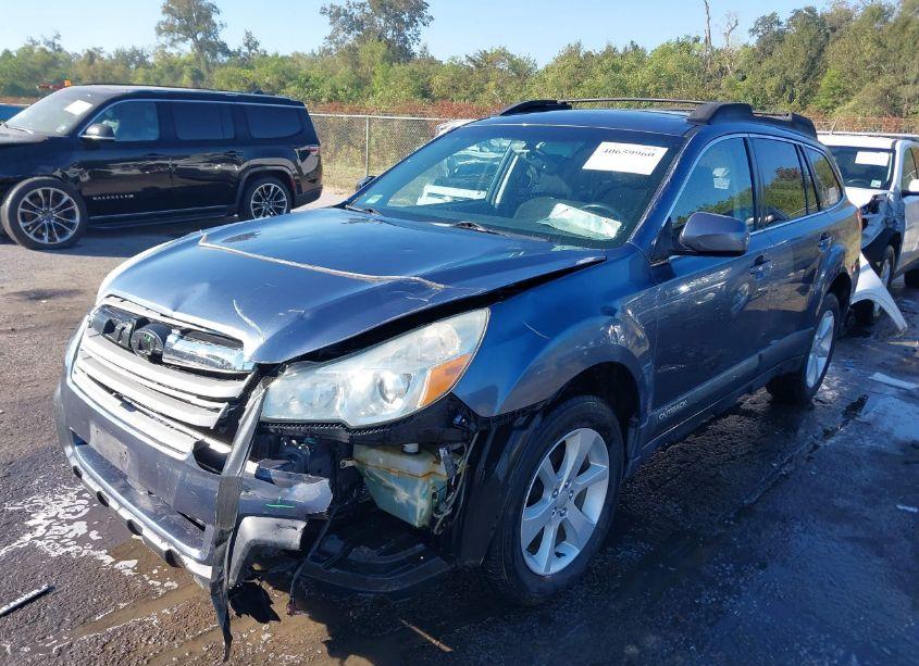 Photo 2 of 2013 Subaru Outback 2.5I PREMIUM (VIN 4S4BRBGC6D3268433)