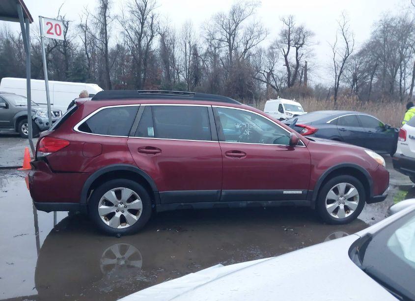 Photo 13 of 2011 Subaru Outback 2.5I PREMIUM (VIN 4S4BRBGC7B3334176)