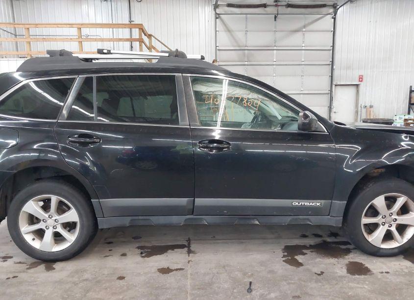 Photo 13 of 2013 Subaru Outback 2.5I PREMIUM (VIN 4S4BRBGC7D3322029)