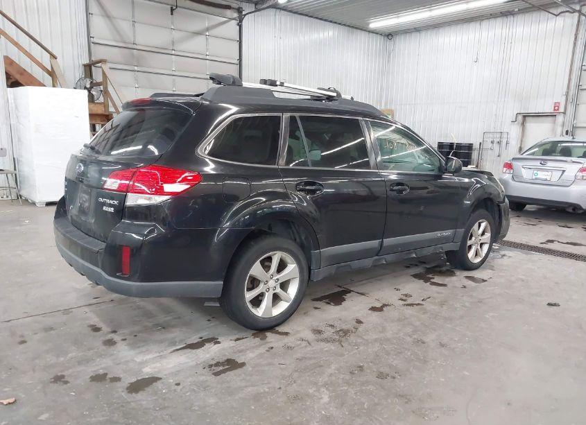 Photo 4 of 2013 Subaru Outback 2.5I PREMIUM (VIN 4S4BRBGC7D3322029)