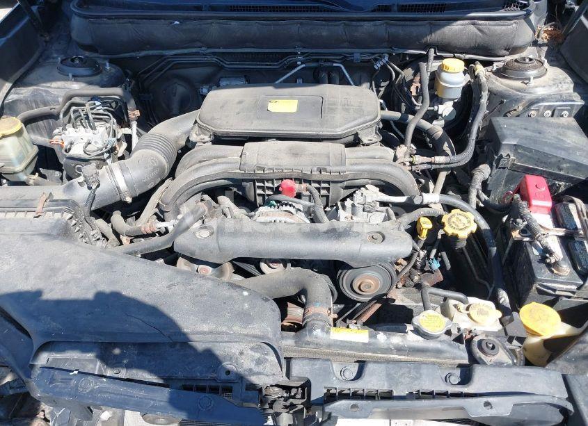 Photo 10 of 2010 Subaru Outback 2.5I PREMIUM (VIN 4S4BRBGC9A3337580)