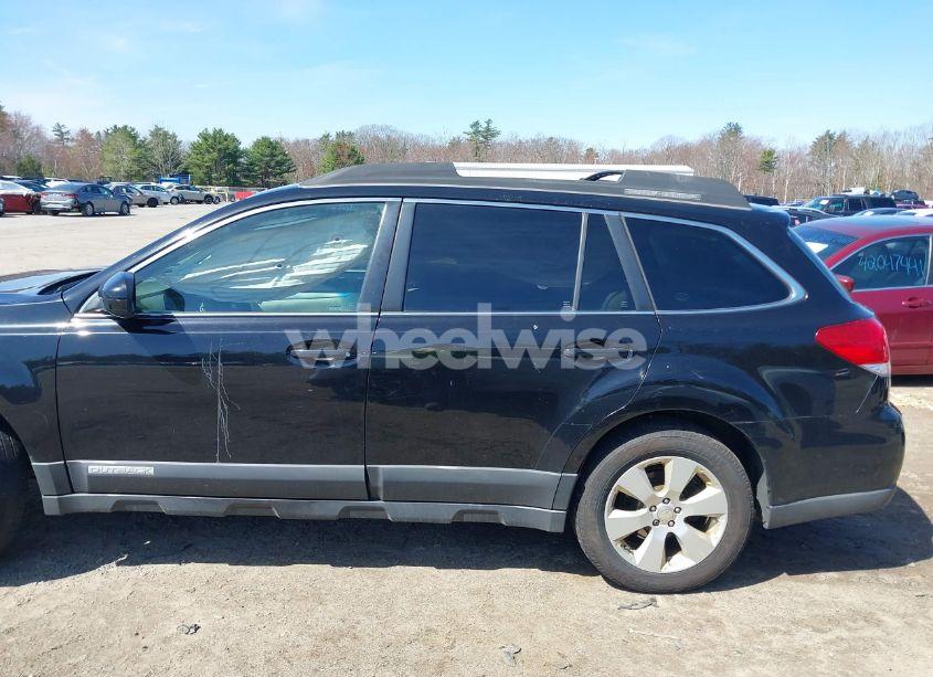 Photo 15 of 2010 Subaru Outback 2.5I PREMIUM (VIN 4S4BRBGC9A3337580)