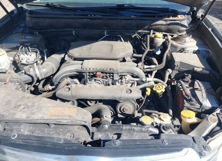 Photo 10 of 2010 Subaru Outback 2.5I PREMIUM (VIN 4S4BRBGC9A3381515)