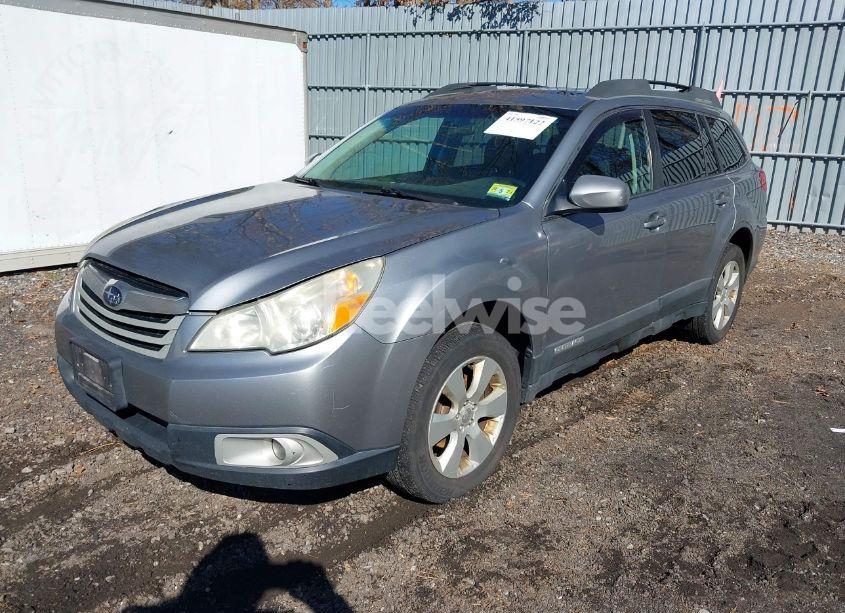 Photo 2 of 2010 Subaru Outback 2.5I PREMIUM (VIN 4S4BRBGC9A3381515)