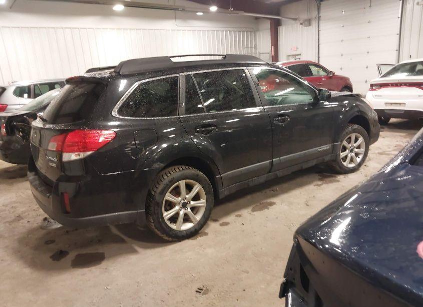 Photo 4 of 2013 Subaru Outback 2.5I PREMIUM (VIN 4S4BRBGC9D3238603)