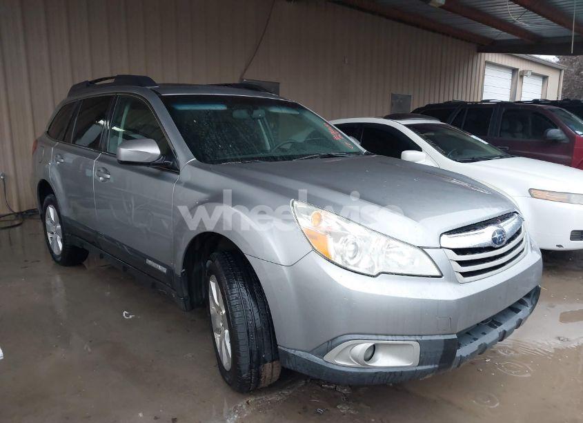 2011 Subaru Outback 2.5I PREMIUM (VIN 4S4BRBGCXB3406942) main photo