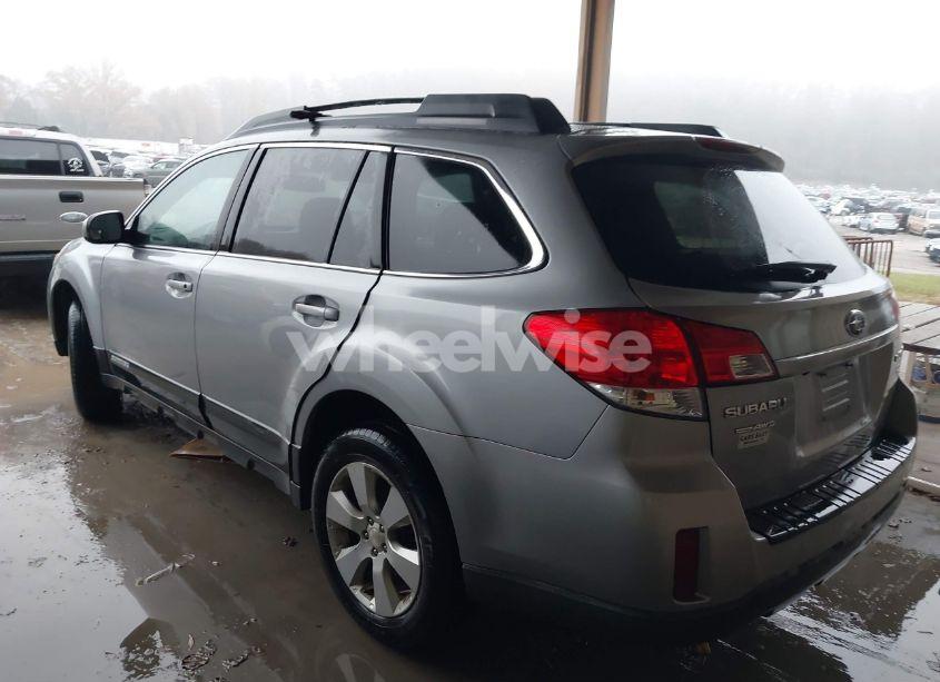 Photo 3 of 2011 Subaru Outback 2.5I PREMIUM (VIN 4S4BRBGCXB3406942)