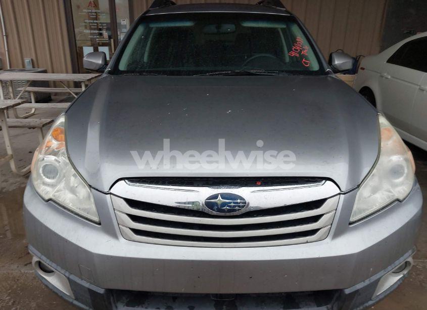 Photo 6 of 2011 Subaru Outback 2.5I PREMIUM (VIN 4S4BRBGCXB3406942)