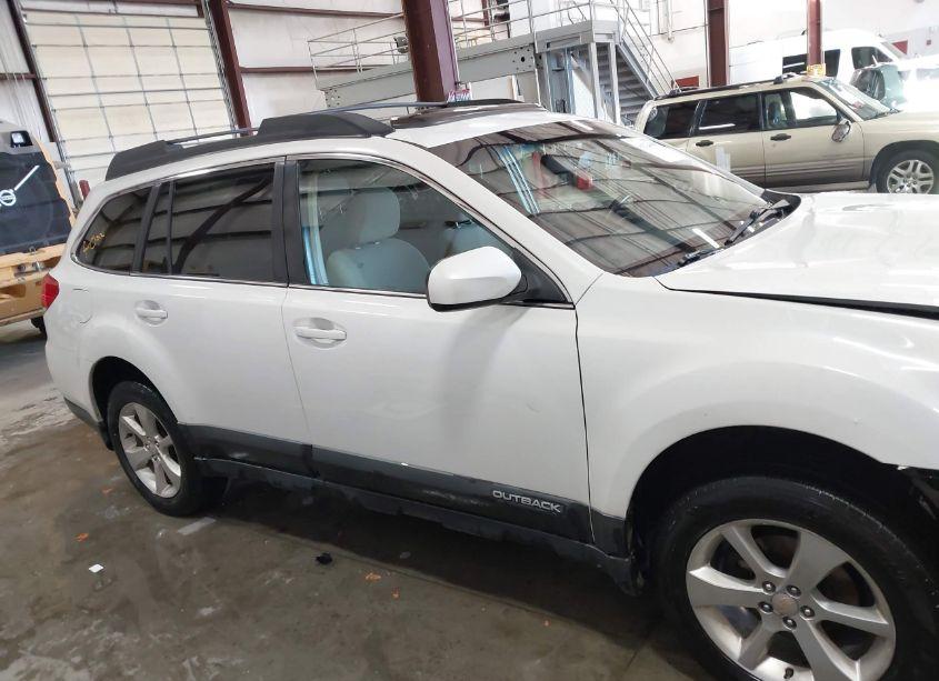 Photo 14 of 2013 Subaru Outback 2.5I PREMIUM (VIN 4S4BRBGCXD3282626)