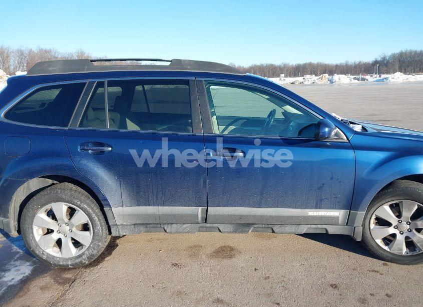 Photo 14 of 2010 Subaru Outback 2.5I PREMIUM (VIN 4S4BRBHC2A3380088)