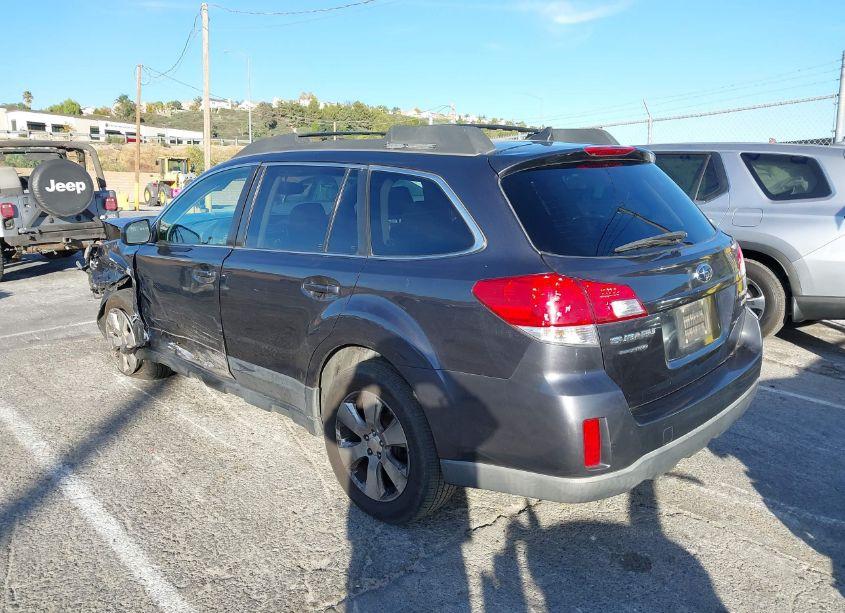 Photo 3 of 2011 Subaru Outback 2.5I PREMIUM (VIN 4S4BRBHC8B3358386)